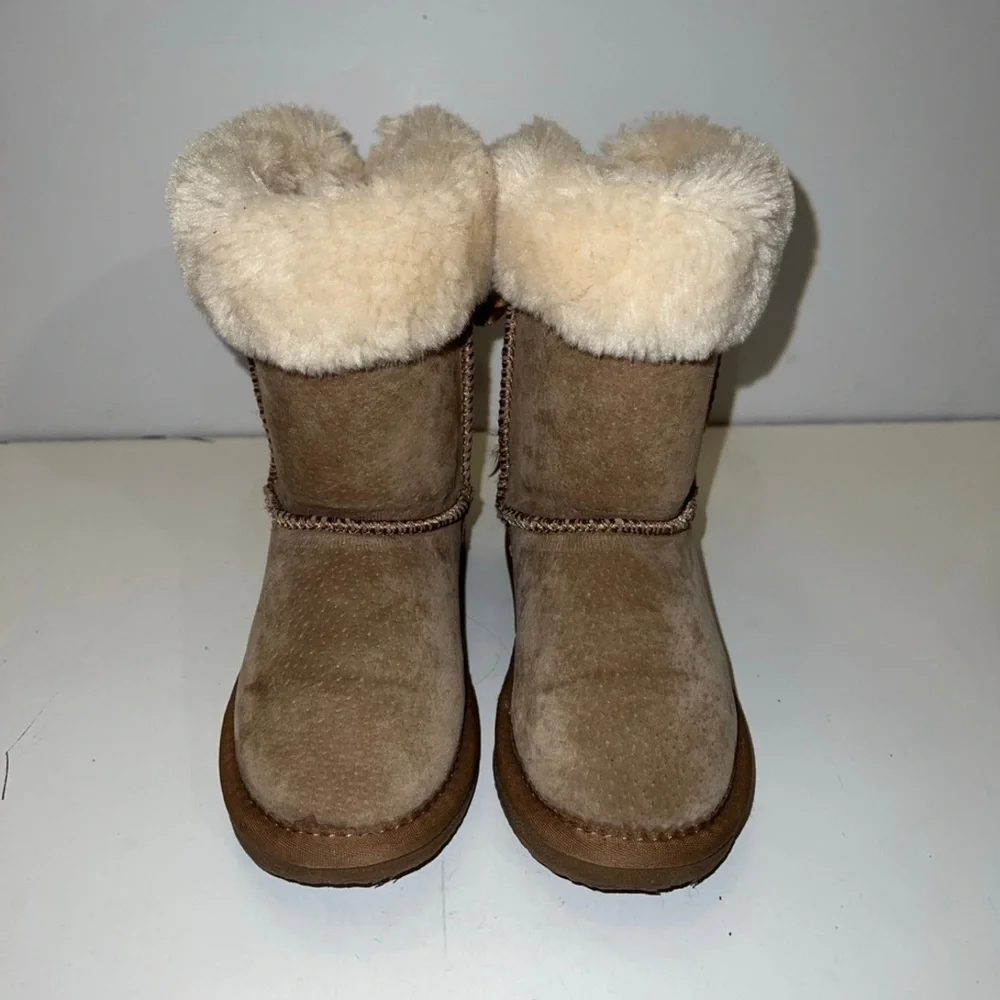 LAM Elise Girls Youth Sz 12 Fur Lined Brown Suede Boots W/ Bows Winter